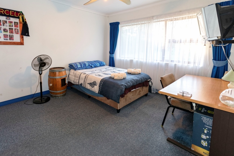 4 Bedroom Property for Sale in Theescombe Eastern Cape